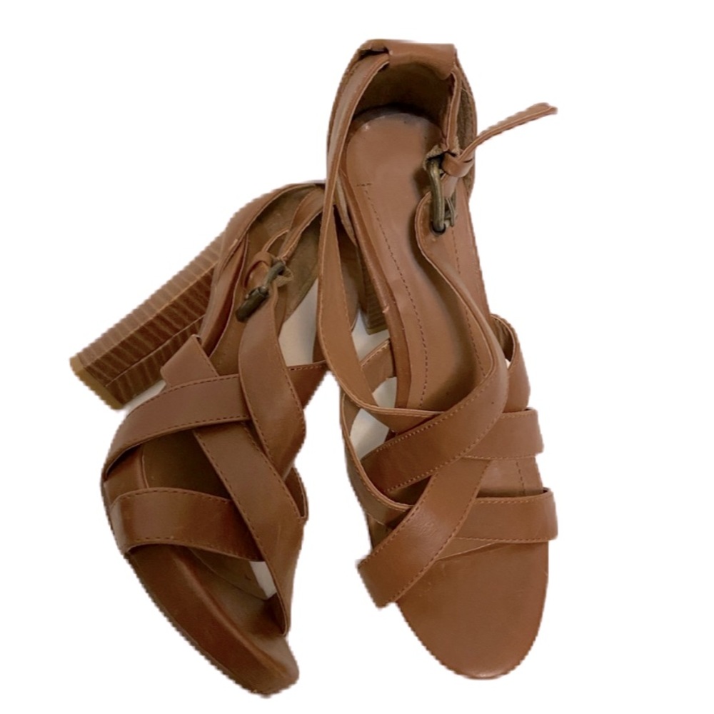 AVON BROWN HEELS